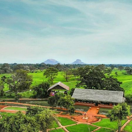 Готель Ayurvie Sigiriya - Ayurvedic Retreat By Thema Collection Екстер'єр фото